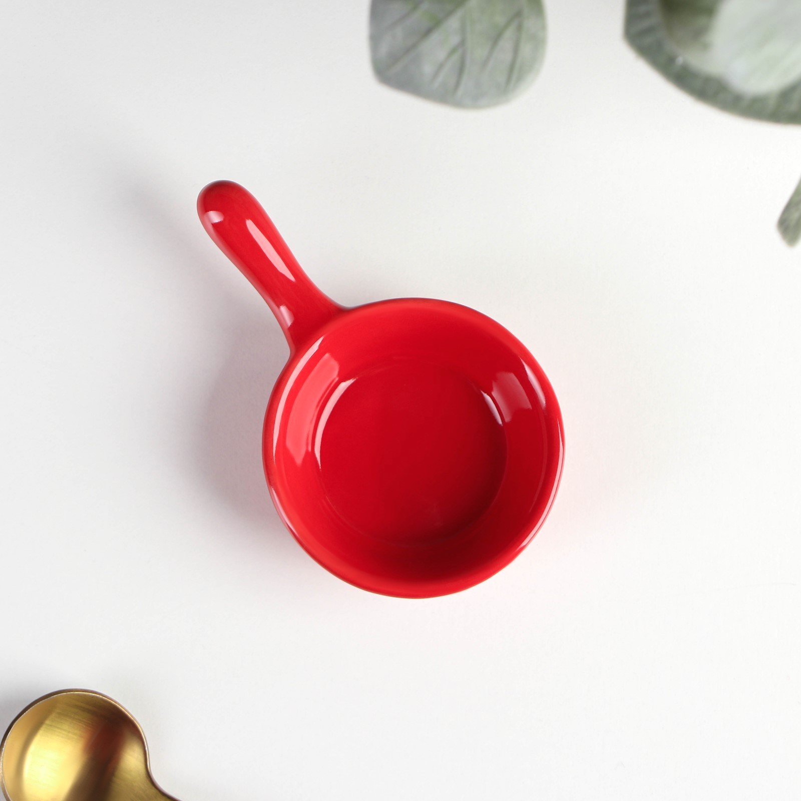 Керамический индивидуальный соусник Leaf, 11 х 10.3 см, бордовый